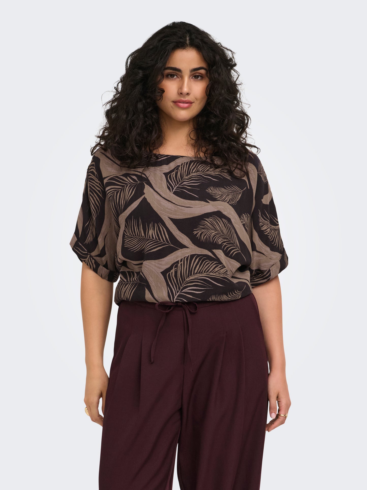 CARVILMA S/S BOATNECK TOP AOP