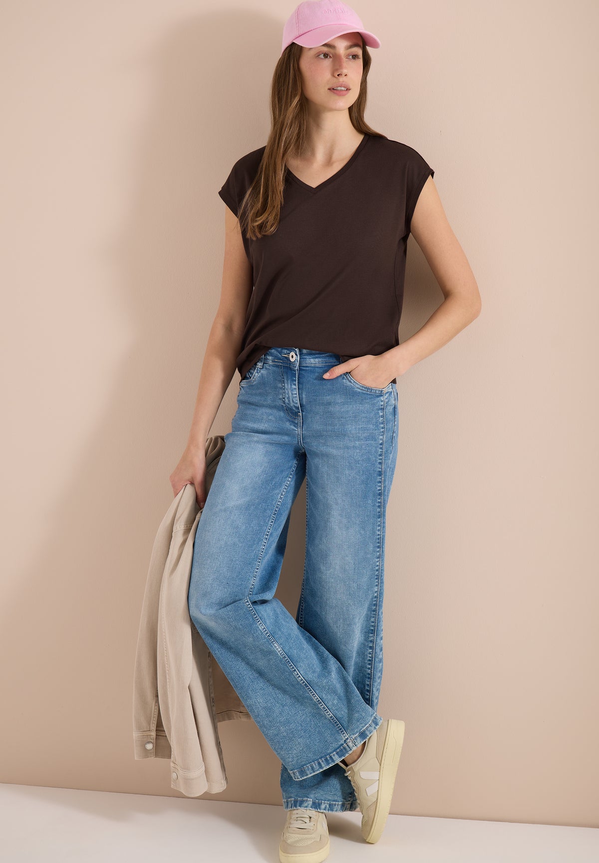 Dropped Shoulder Shirt mit V-Neck