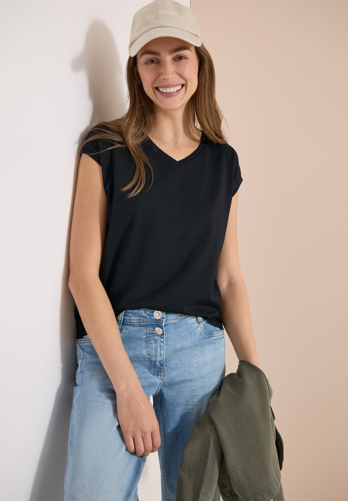 Dropped Shoulder Shirt mit V-Neck