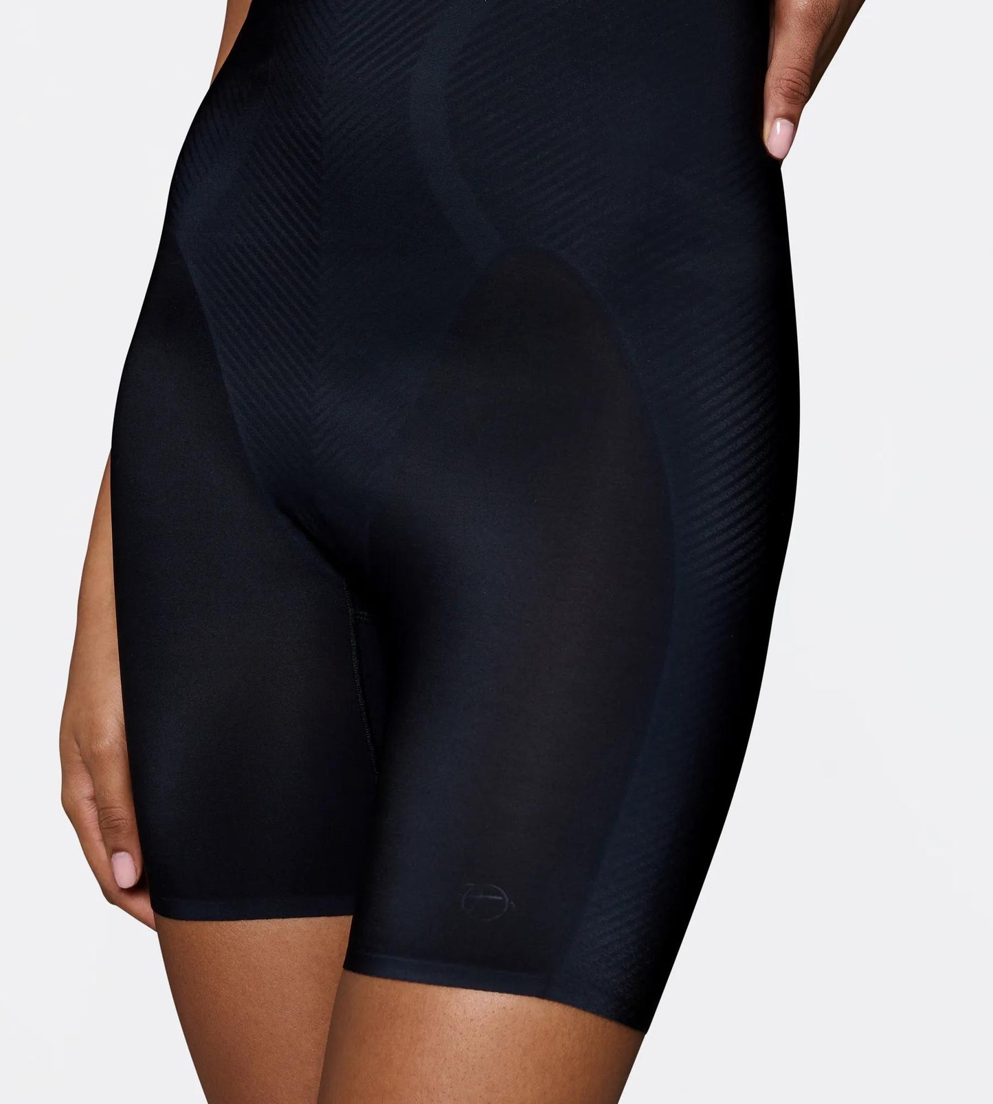 BMU Illusion Curve Super HW Mid-Thigh