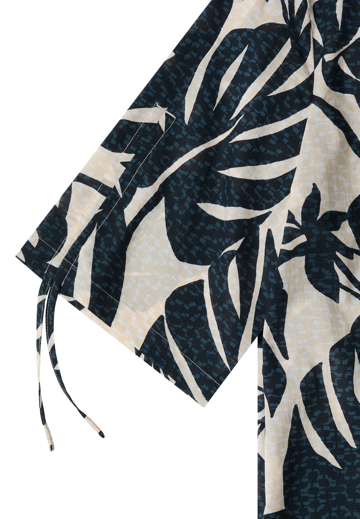 Bluse mit Rundhals und Raffung
