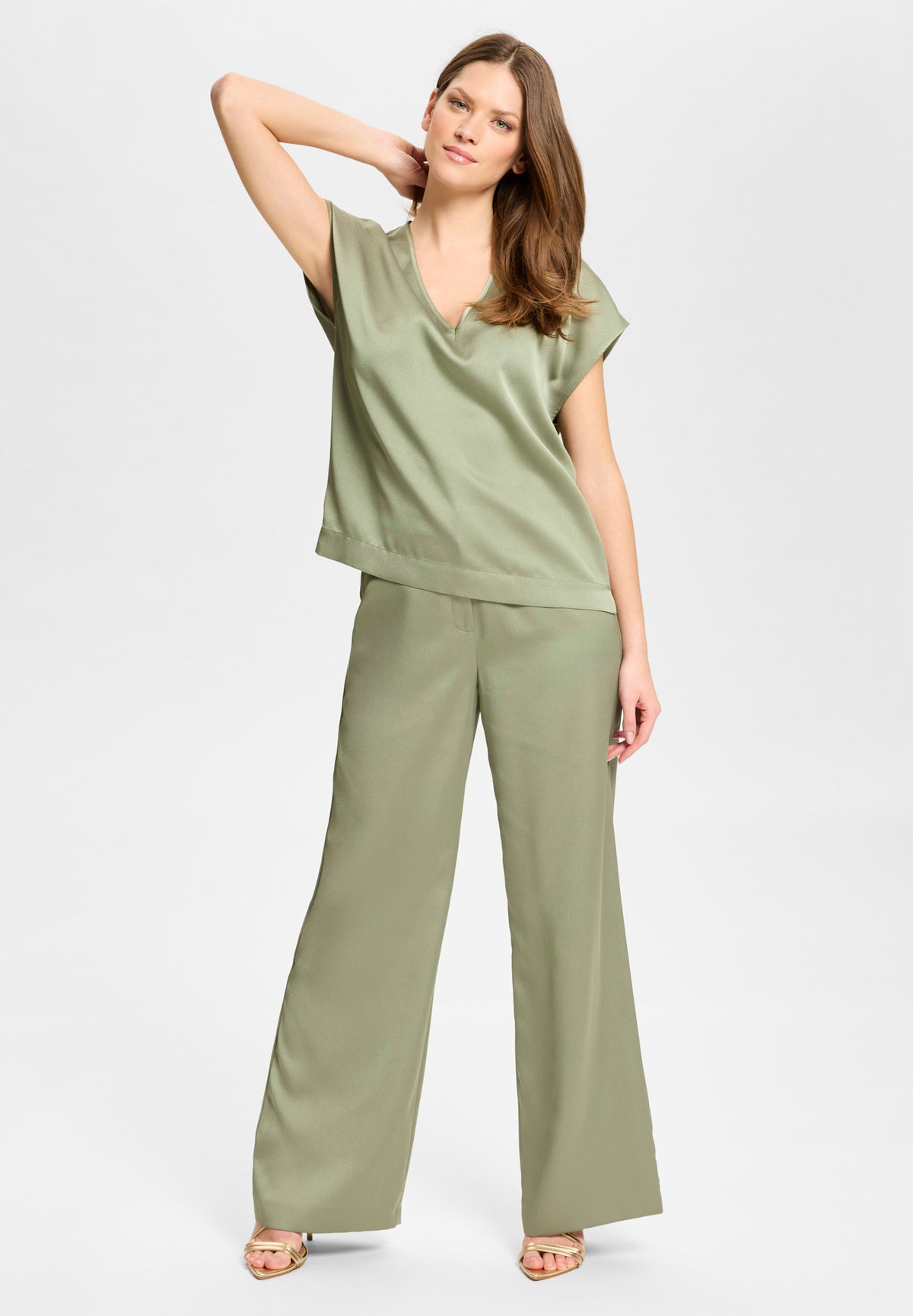 Hose aus Satin mit geradem Bein