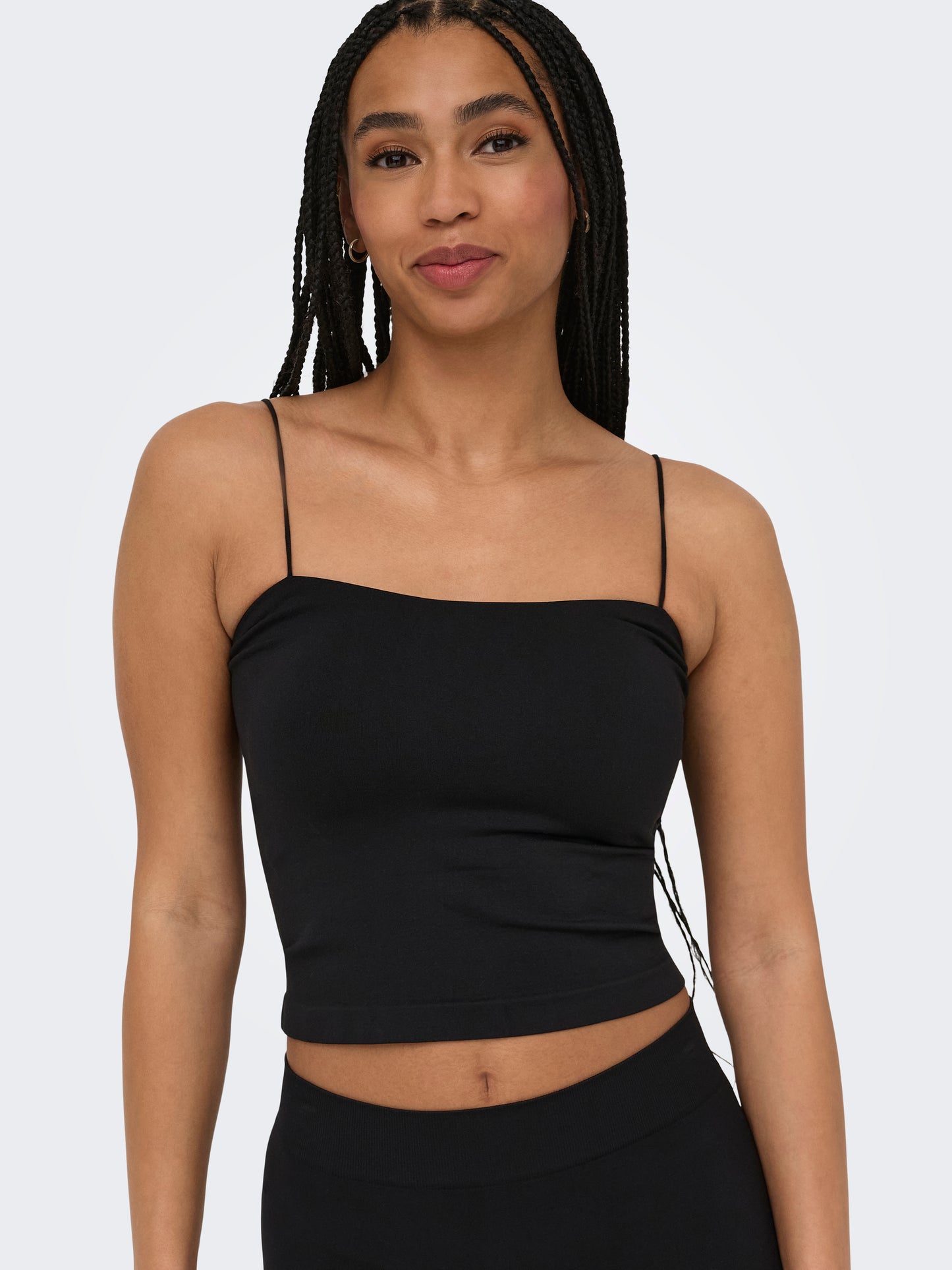 ONLBELLA SEAMLESS PADDED CROP TOP ACC