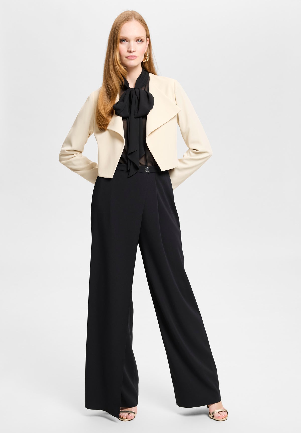 Verkürzter Blazer aus Webware