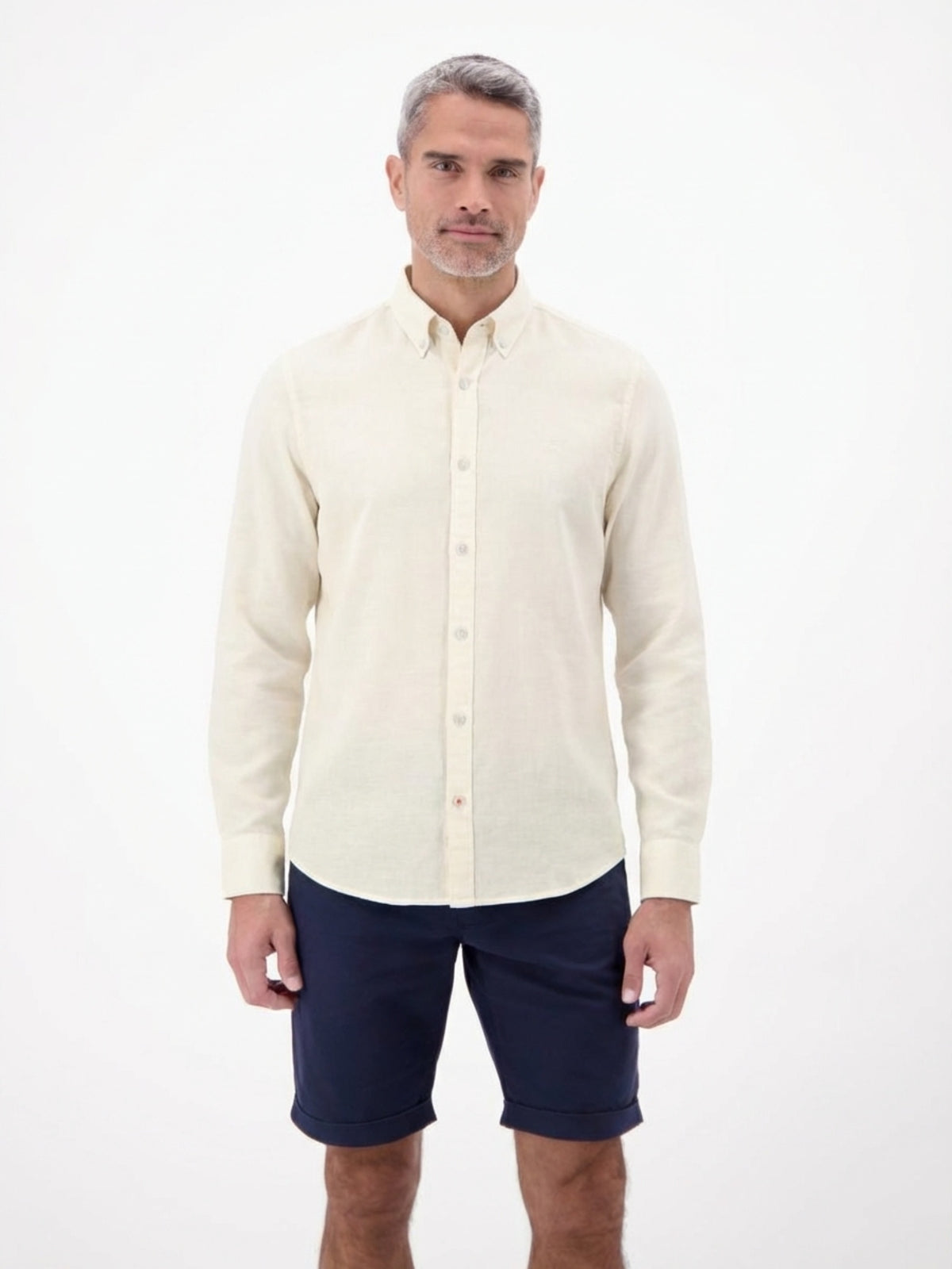 BUTTON DOWN
