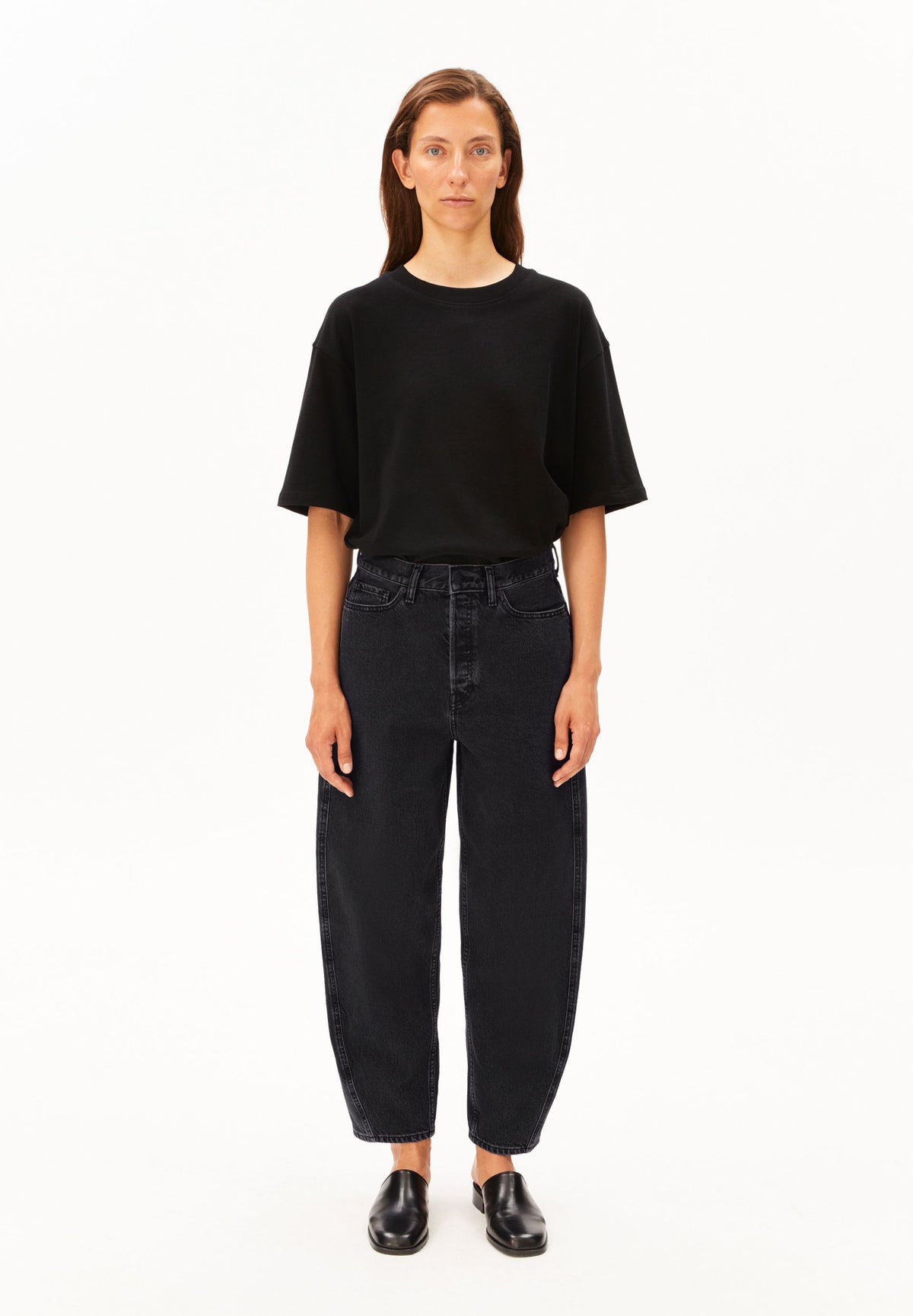 BAARLY HIGH WAIST BARREL JEAN