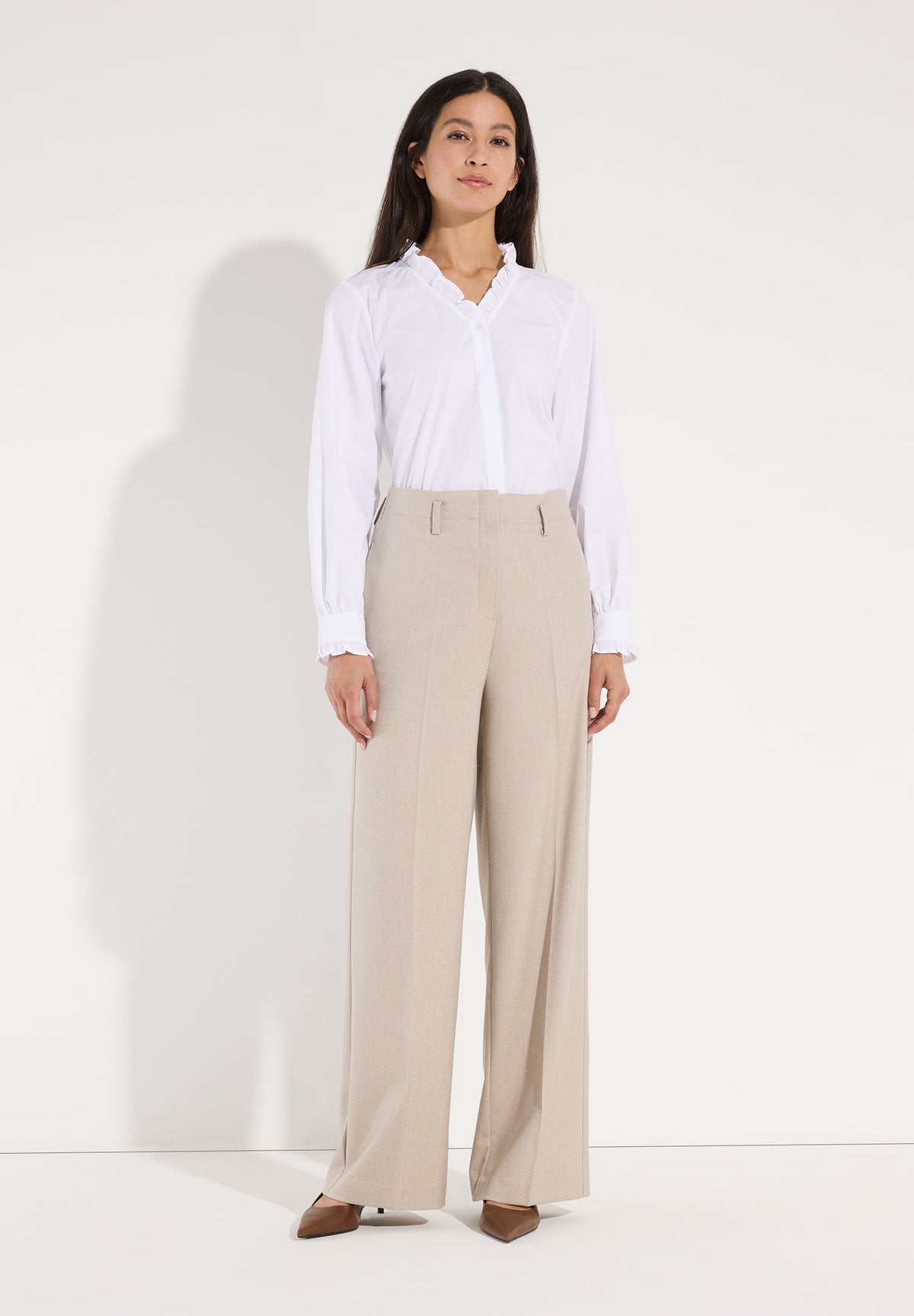 Bluse mit Rüschenkragen