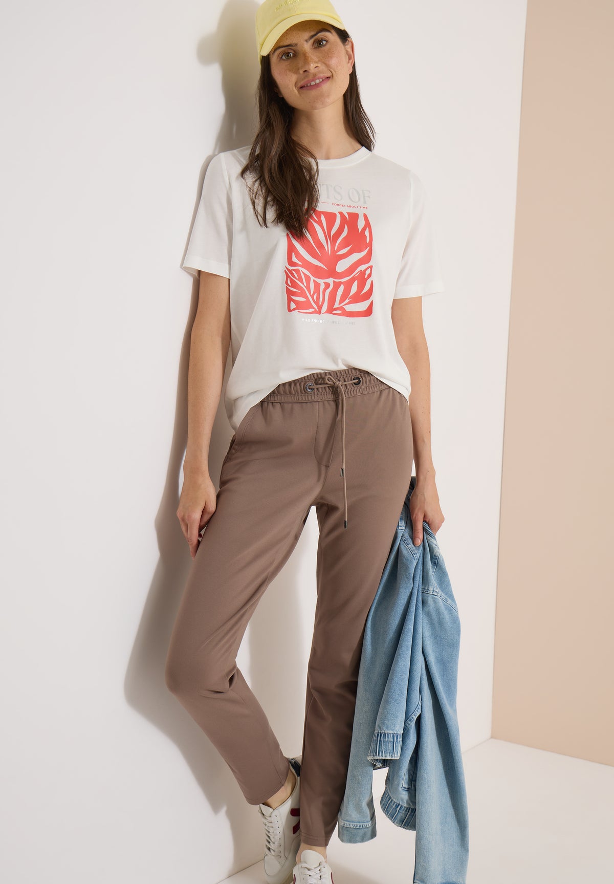 Mid Waist Slim Leg Hose im Casual Fit