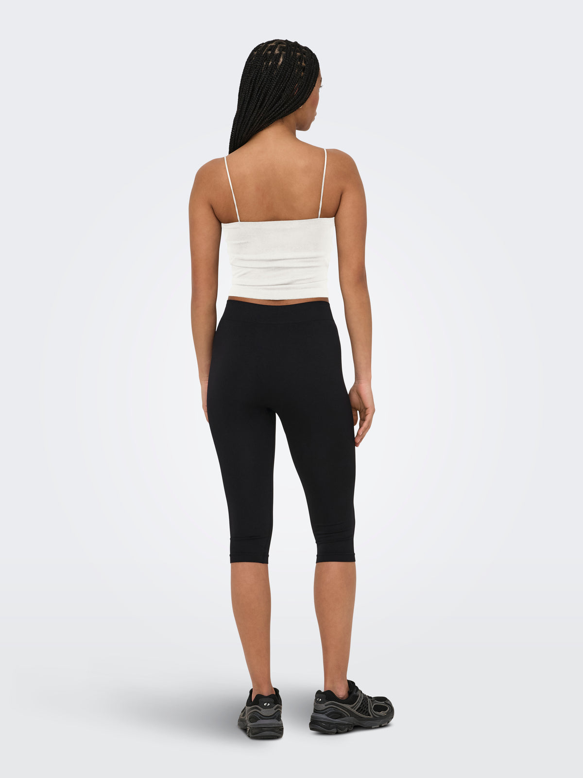 ONLBELLA SEAMLESS PADDED CROP TOP ACC