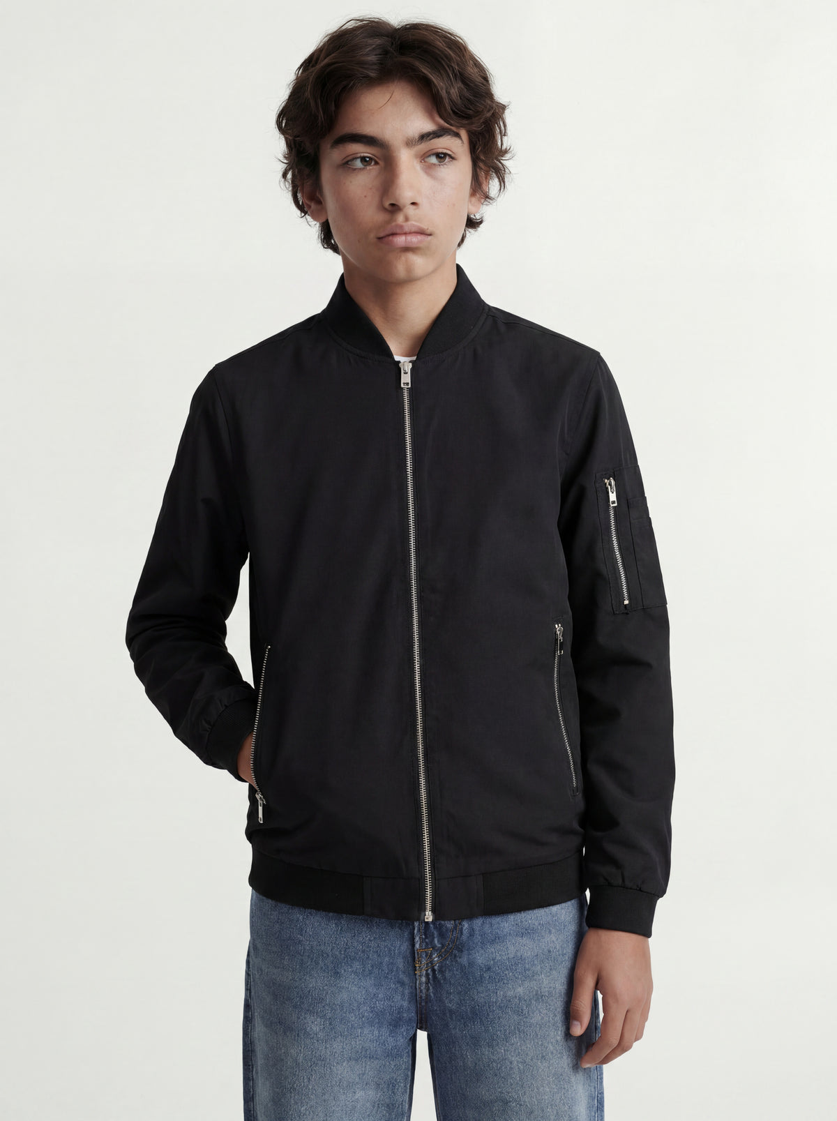 JJERUSH BOMBER NOOS JNR