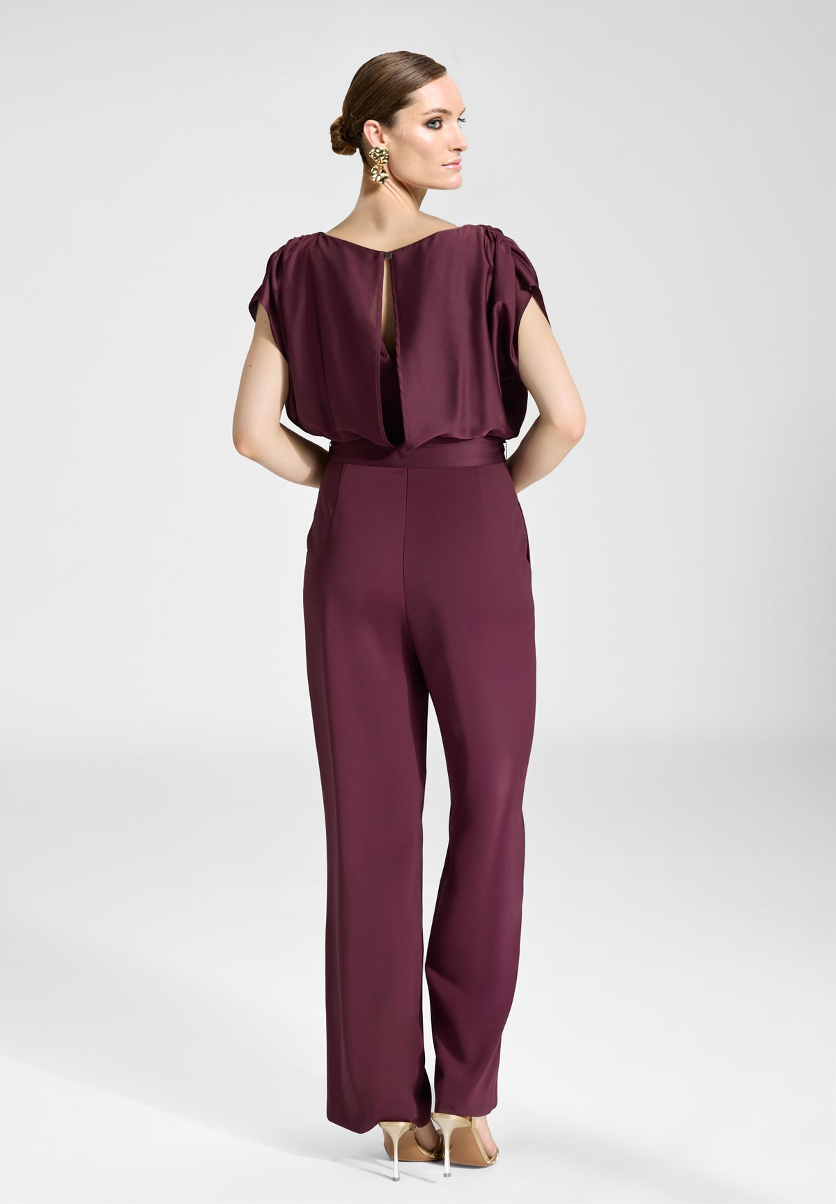 Jumpsuit aus Material-Mix