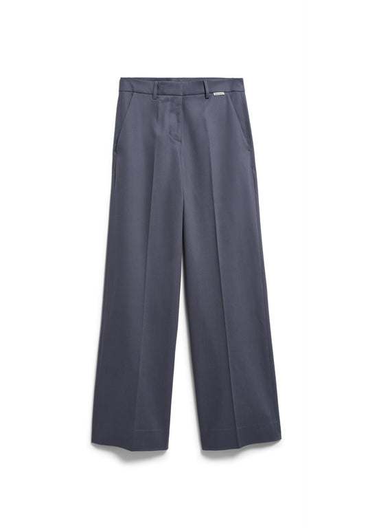 LEANDRAA PANT