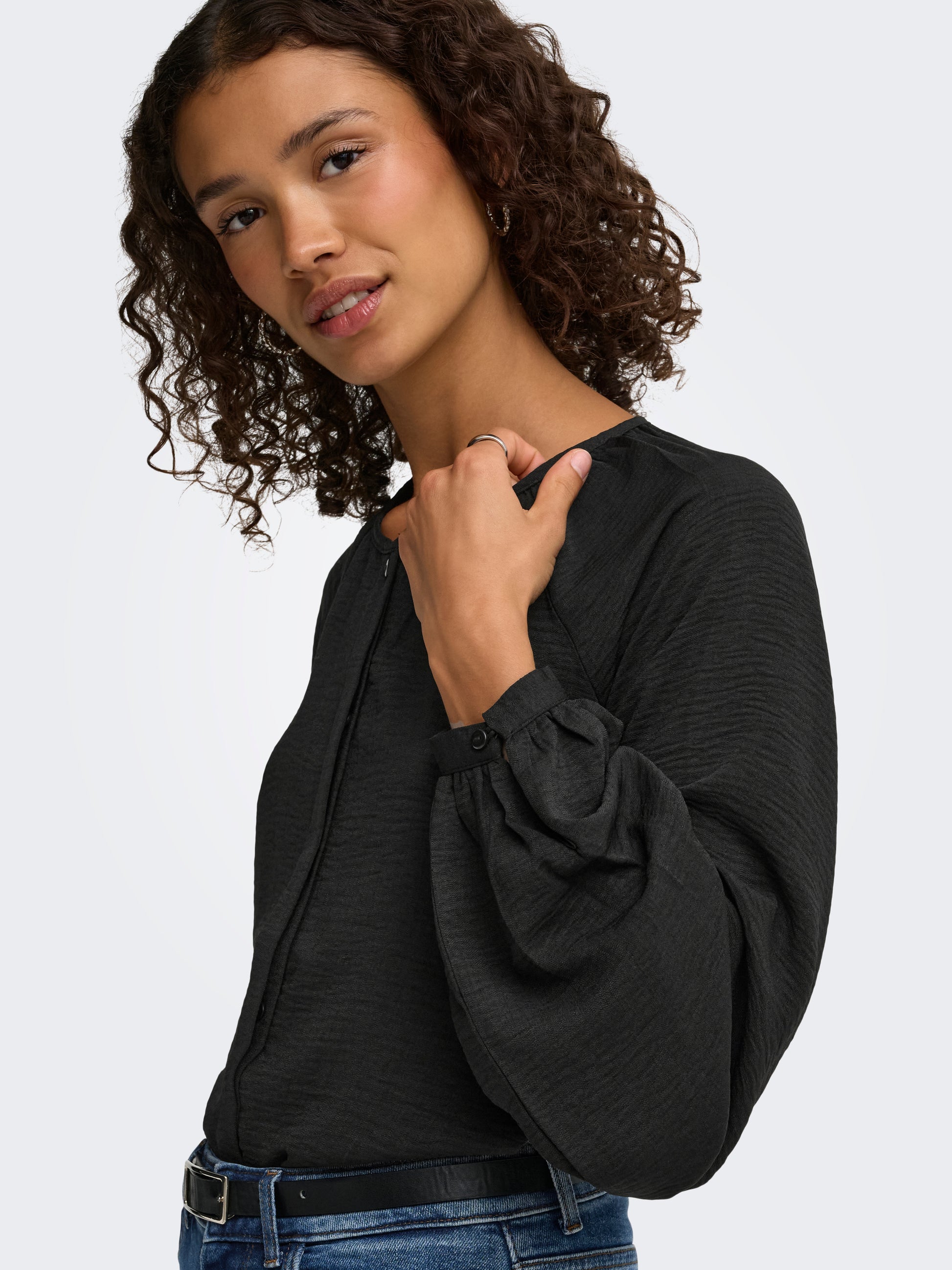 JDYDIVYA LIFE L/S O-NECK SHIRT WVN