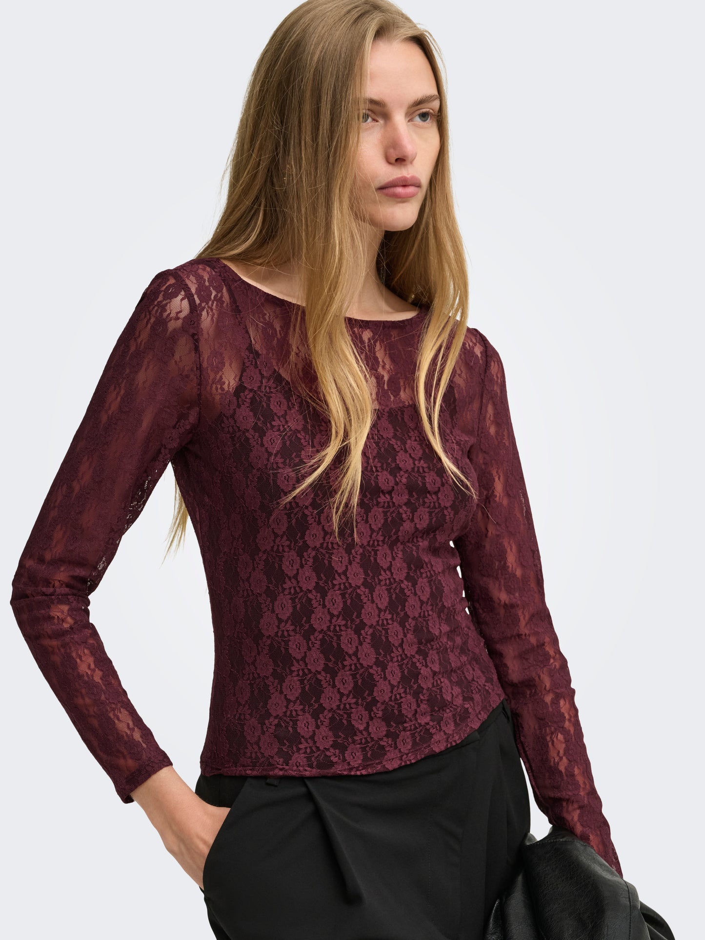 ONLNIKITA L/S BOATNECK LACE TOP BOX JRS