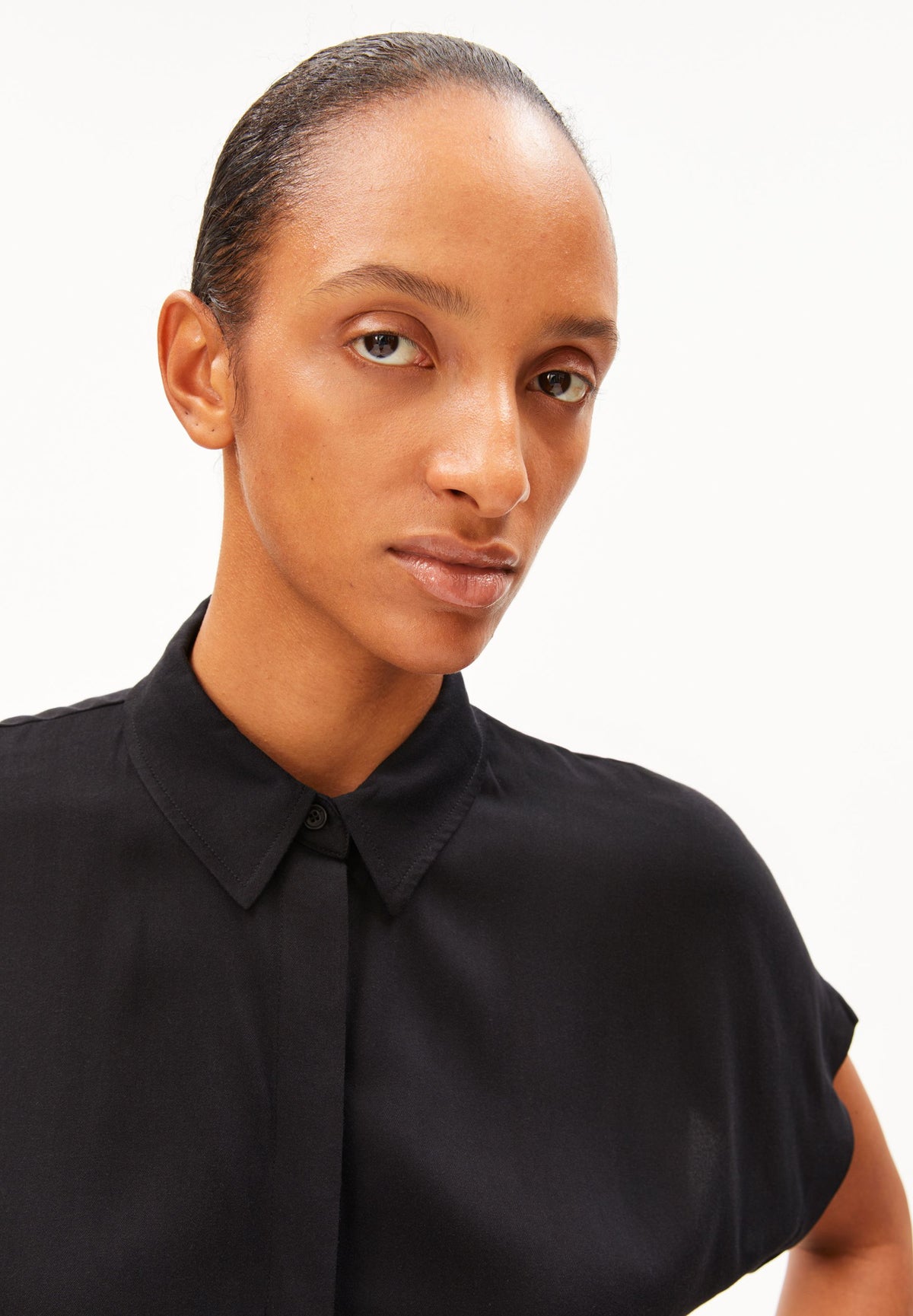 LARISAANA BLOUSE