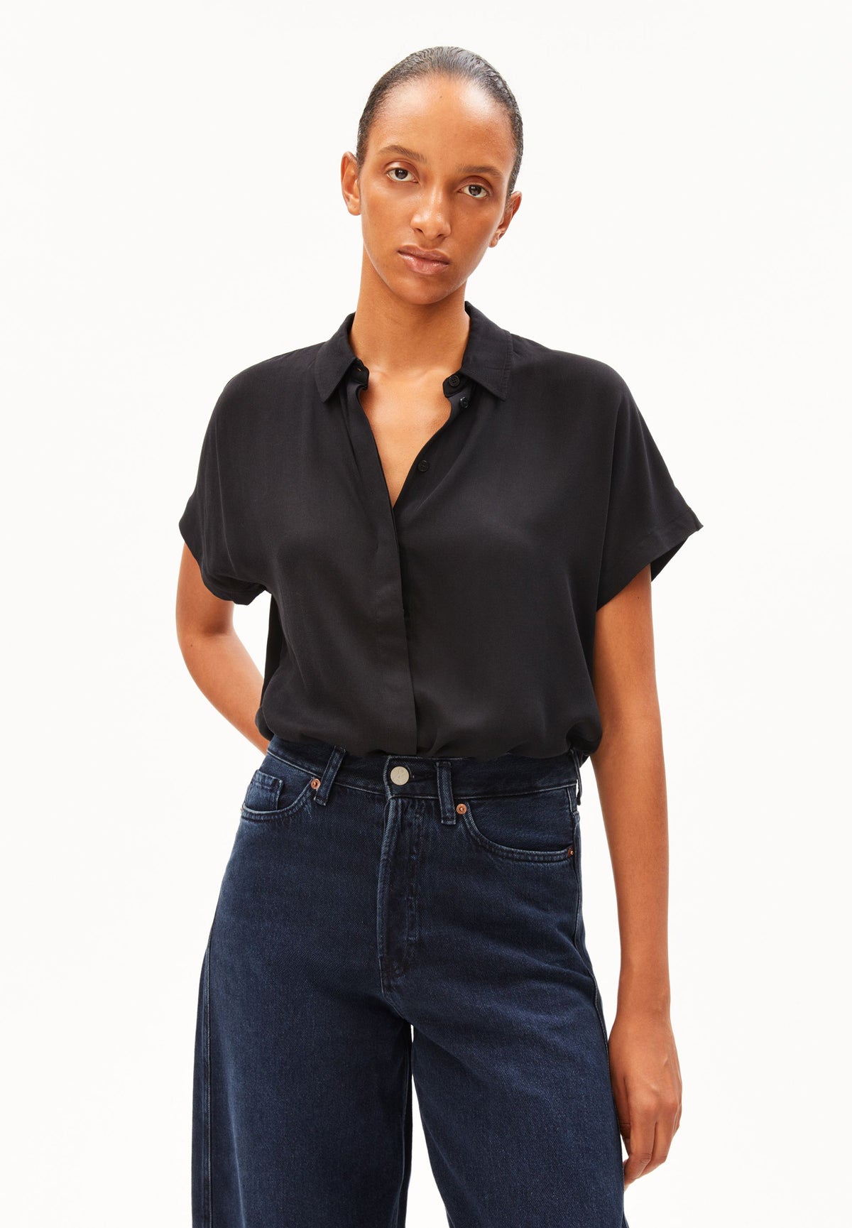 LARISAANA BLOUSE
