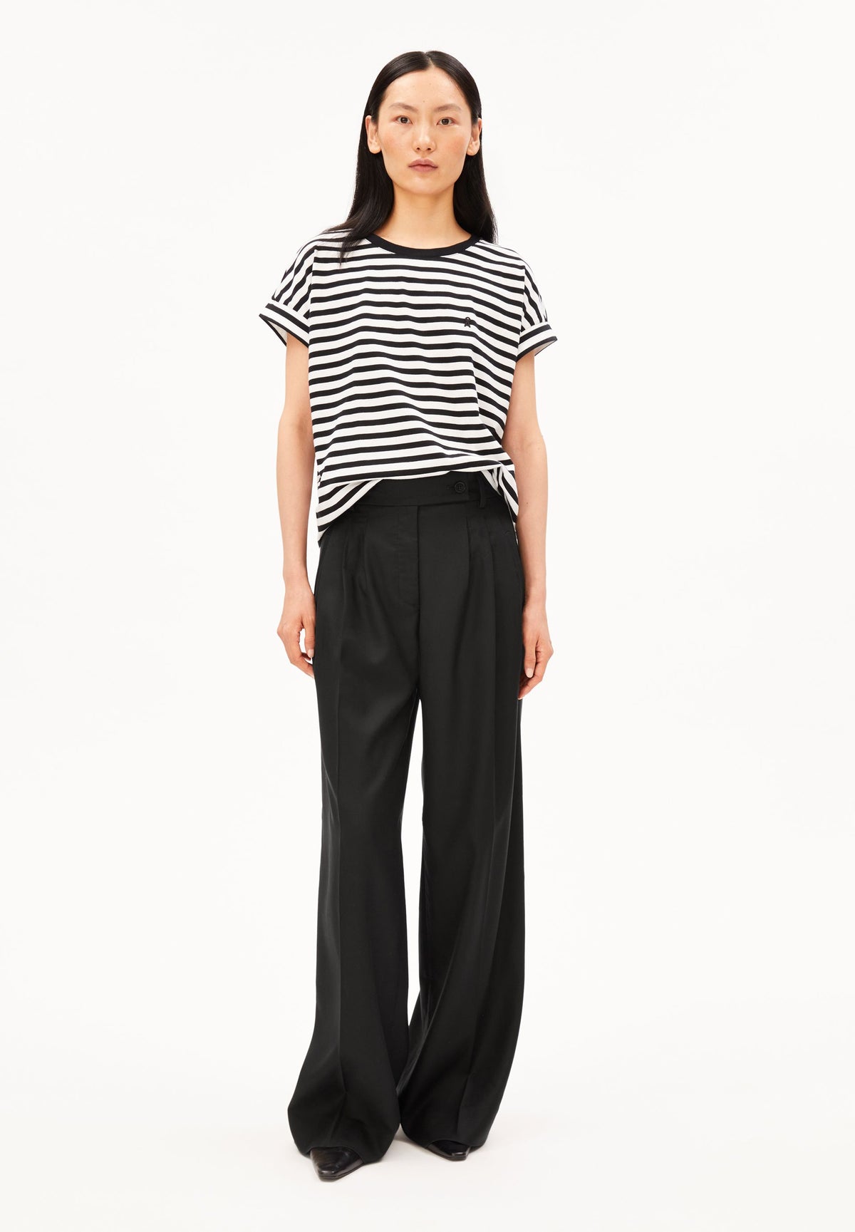IDAARA STRIPE T-SHIRT