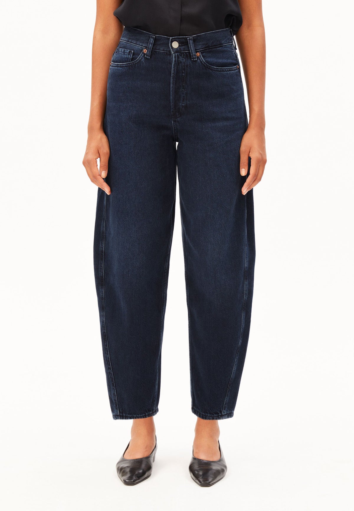 BAARLY HIGH WAIST BARREL JEAN