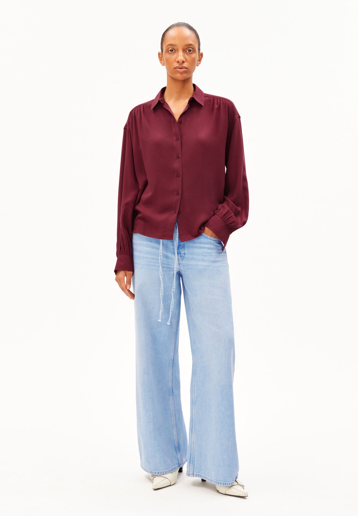 EFINARAA ECOVERO BLOUSE