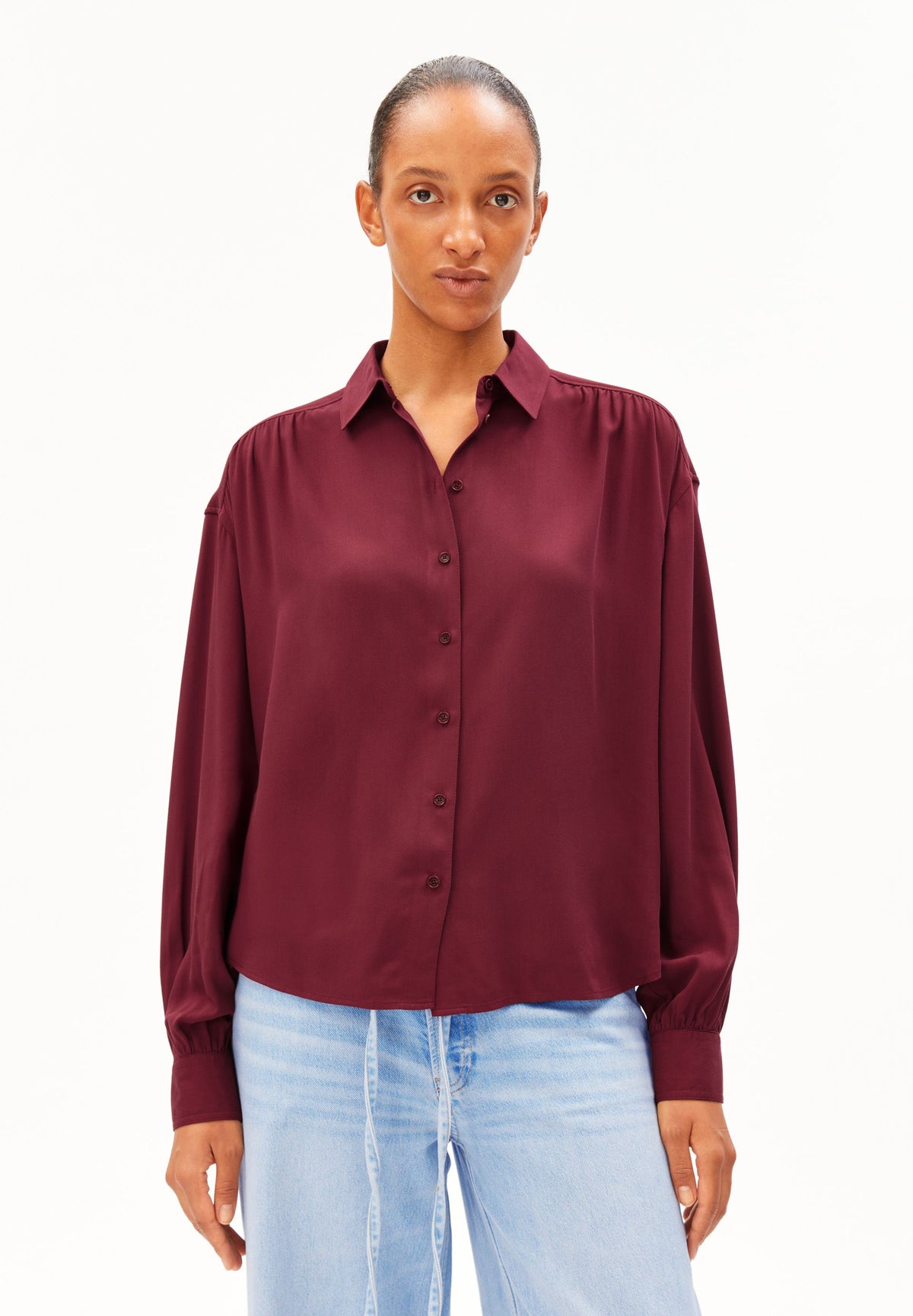 EFINARAA ECOVERO BLOUSE