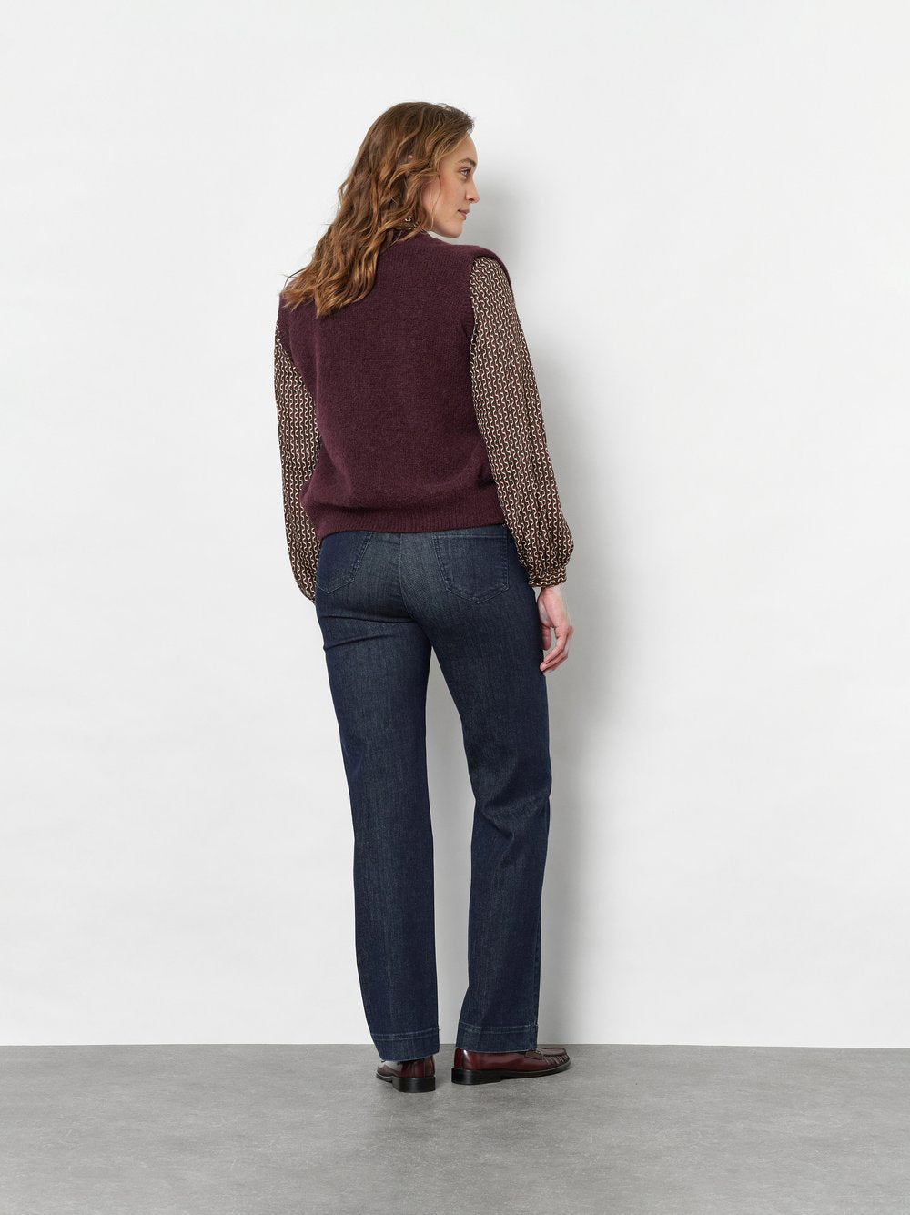 Jenny Wide