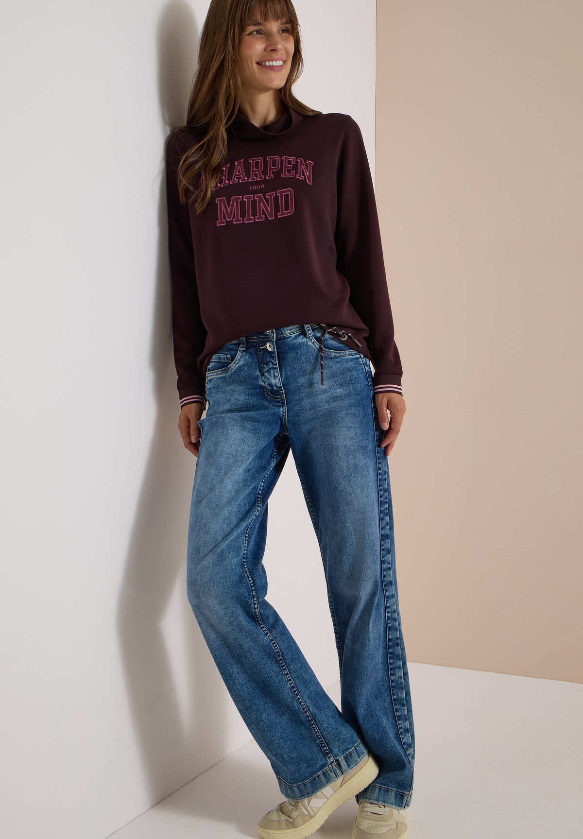Langarm Shirt mit Stehkragen und Wording