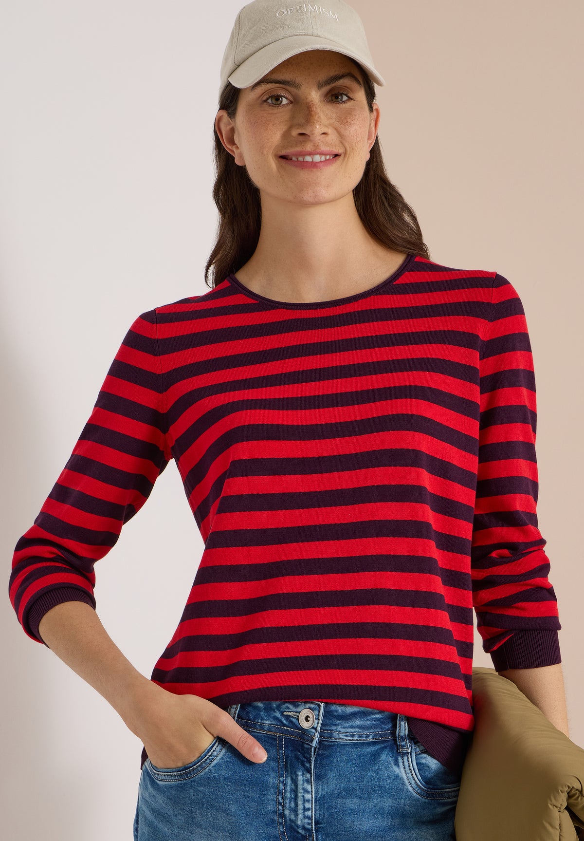 Pullover mit Rundhals und Streifen