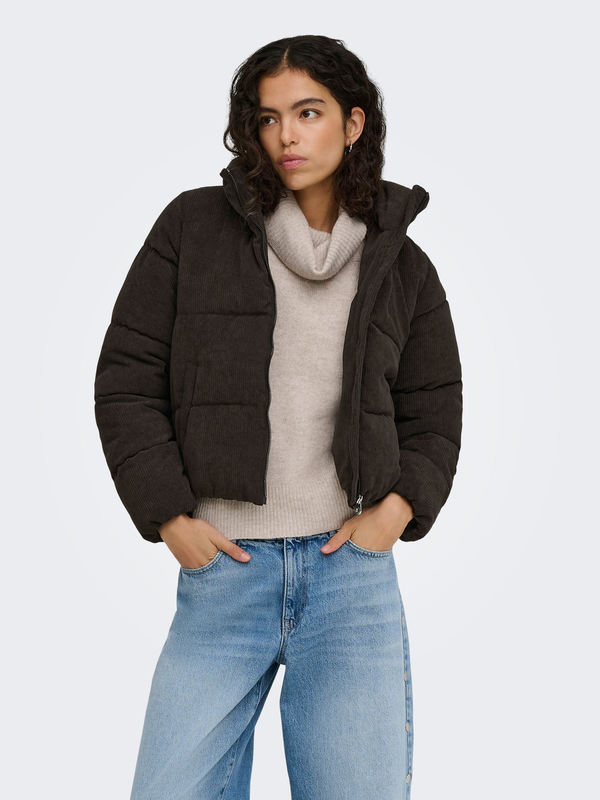 ONLNEWDOLLY CORDUROY PUFFER OTW NOOS