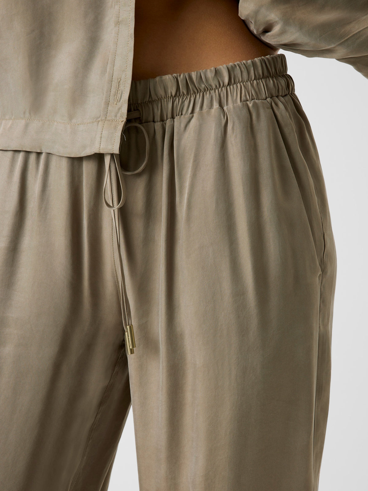 DALIA FLUID JOGGER PANT