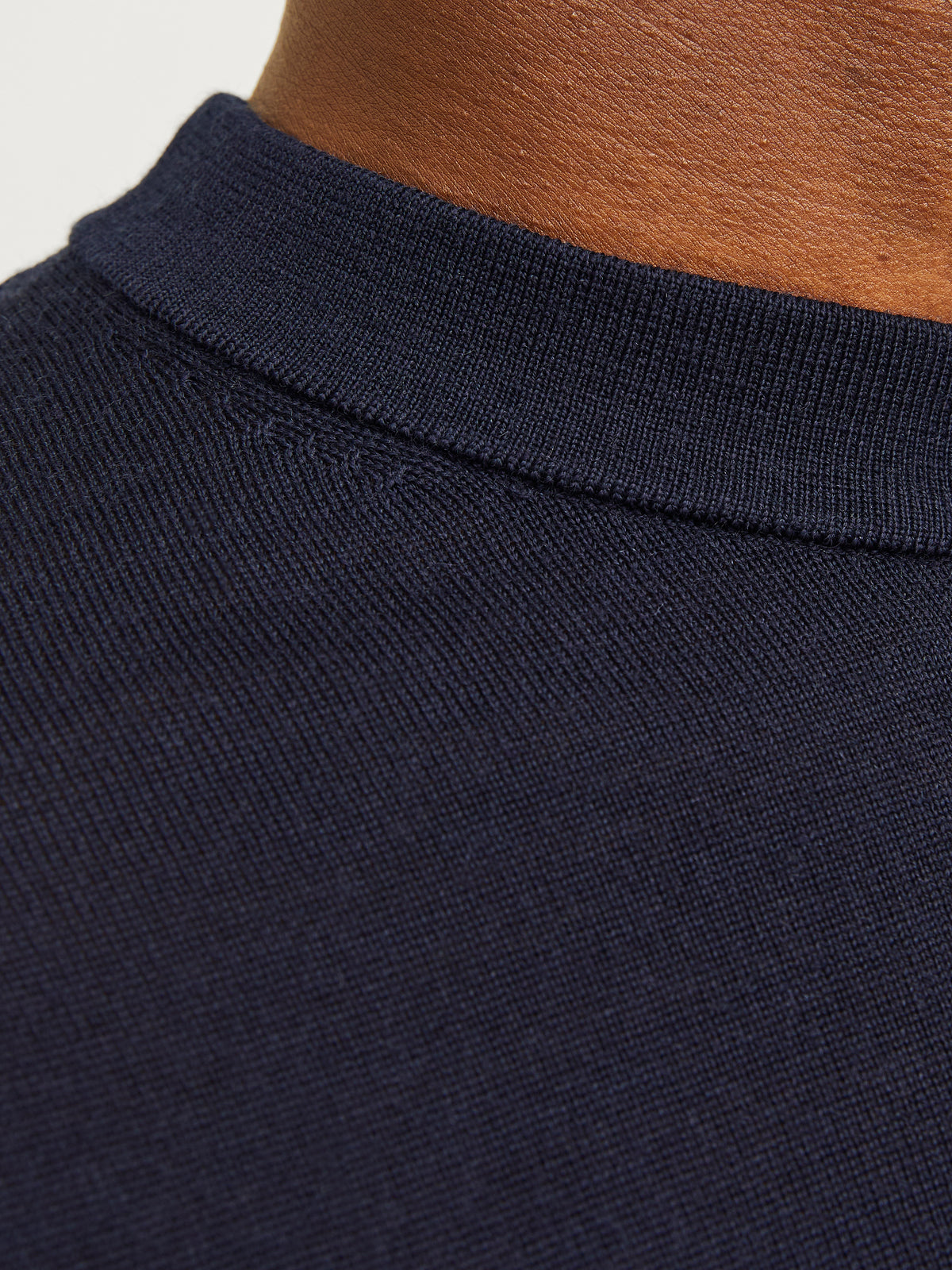 JJMILANO STITCH KNIT CREW NECK SN