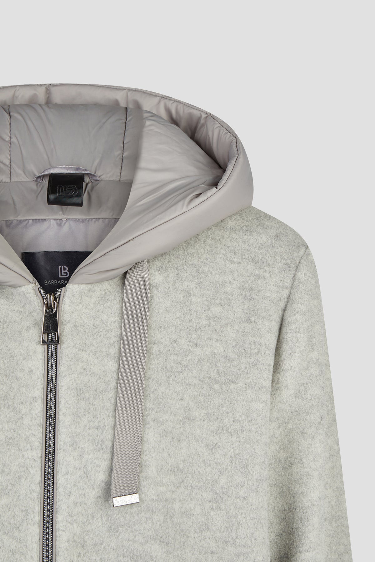 Wolljacke mit Kapuze