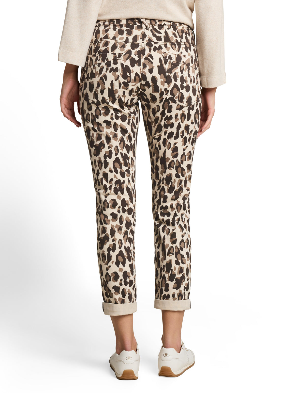 Tapered Relaxed Hose