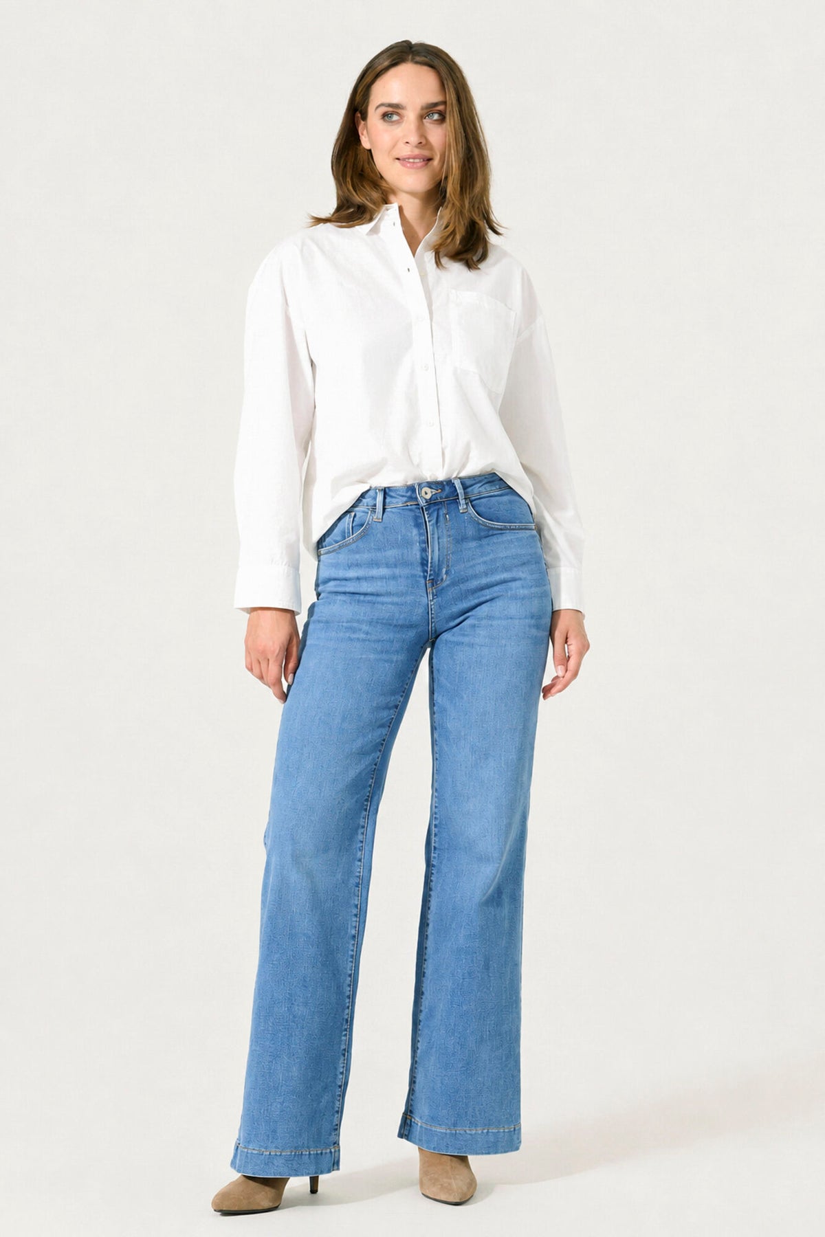 249 Celia wide