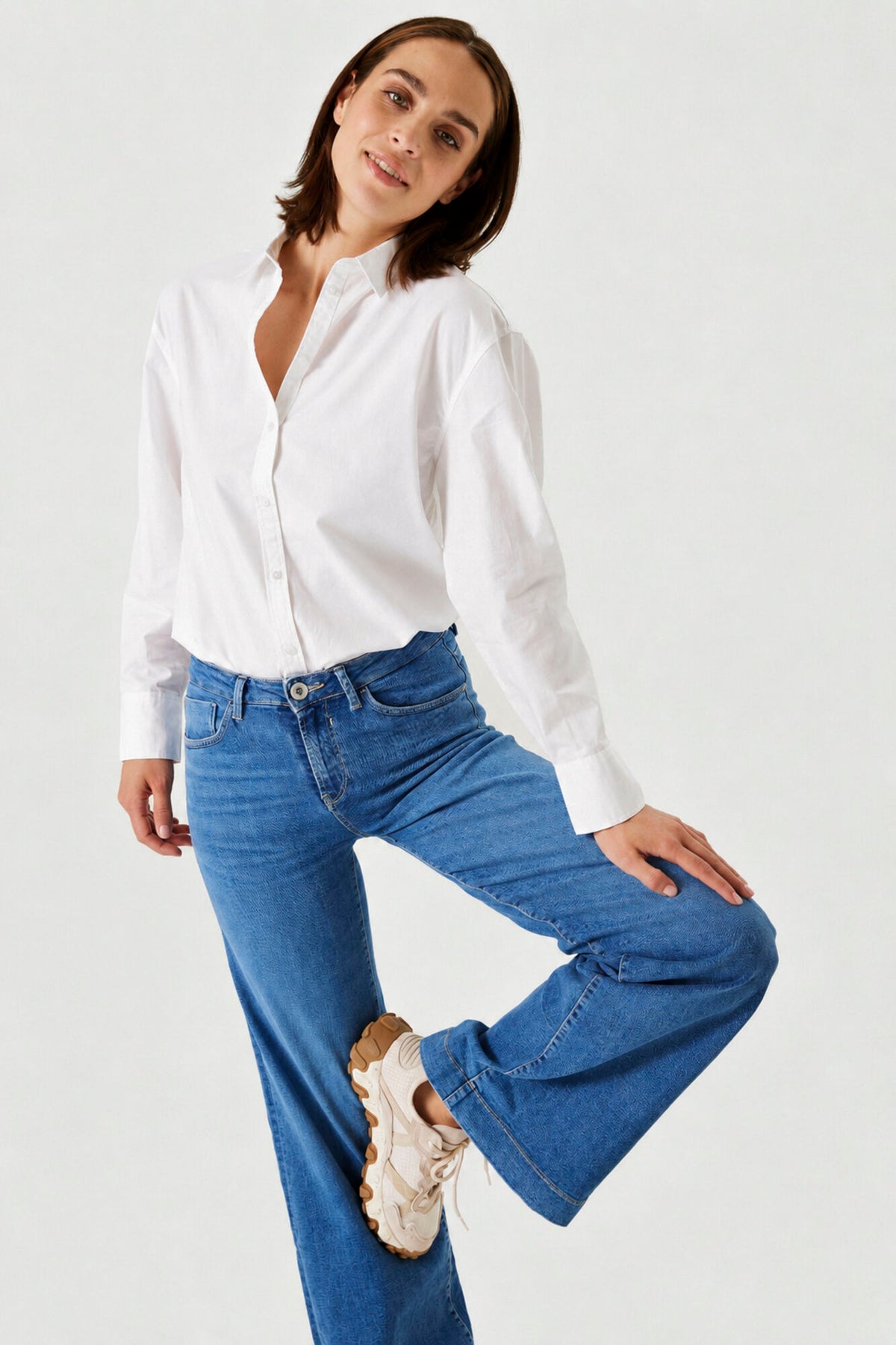 249 Celia wide