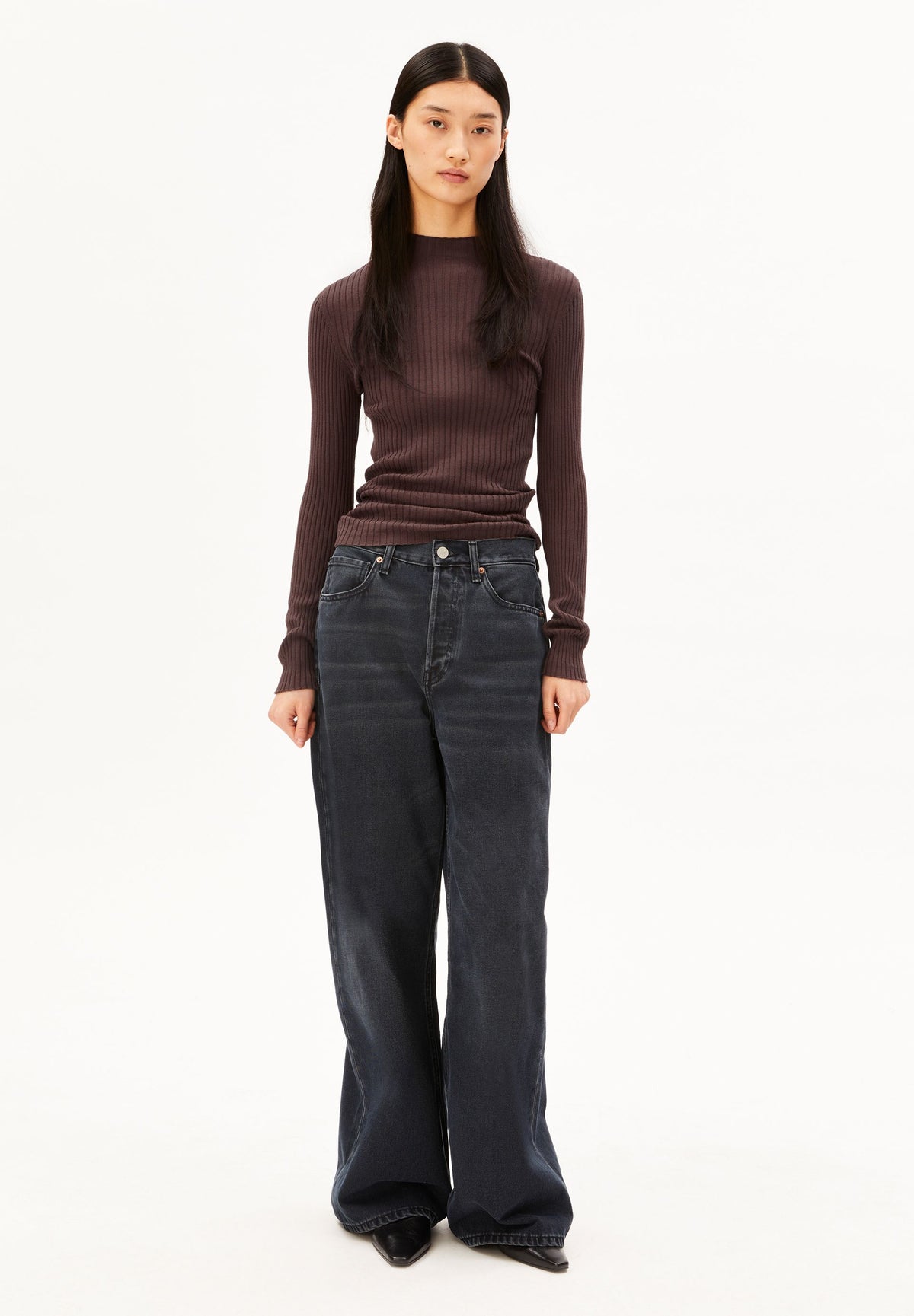 ALAANIA KNIT SWEATER