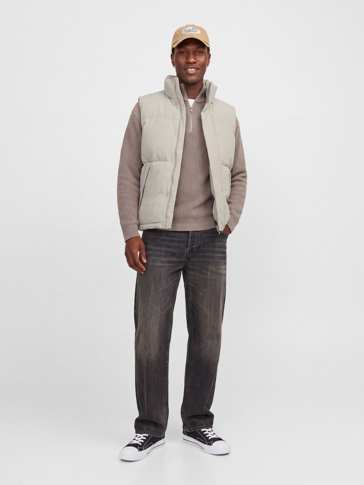 JJESOHO BODYWARMER AW26 SN