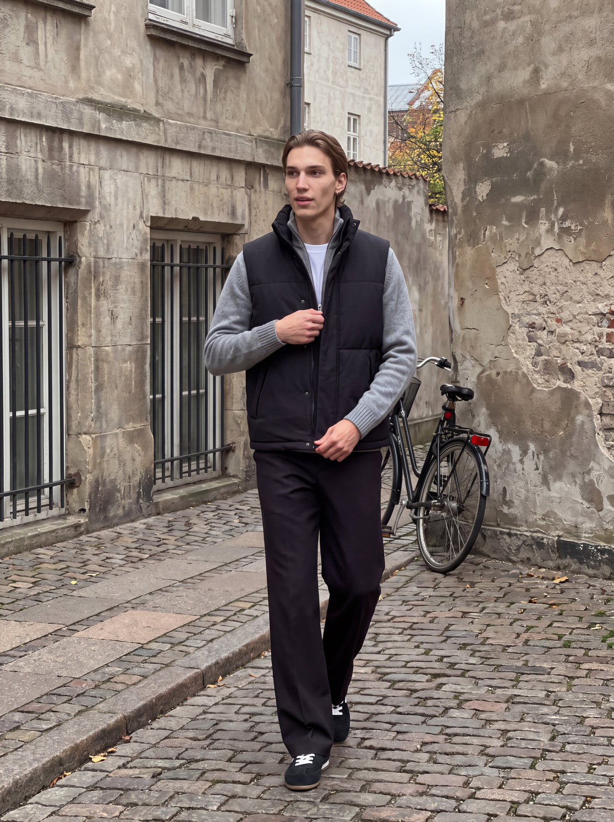 JJESOHO BODYWARMER AW26 SN