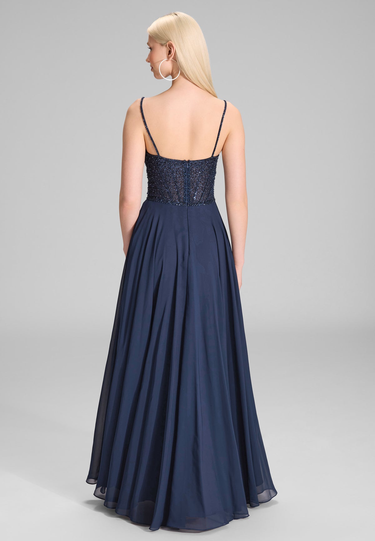 Chiffonkleid mit besticktem Top