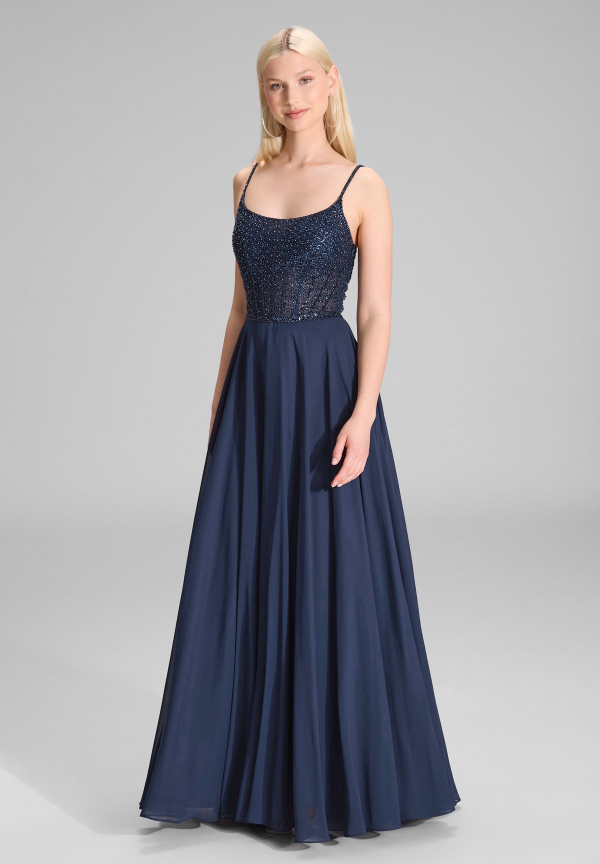 Chiffonkleid mit besticktem Top