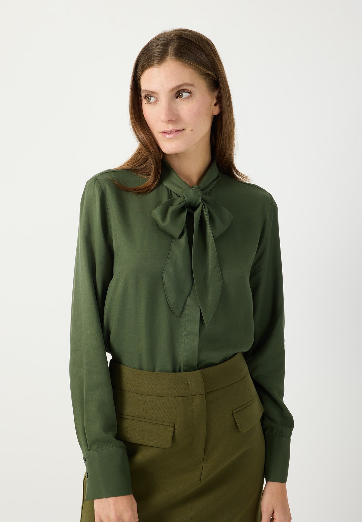 Bluse mit Schluppe