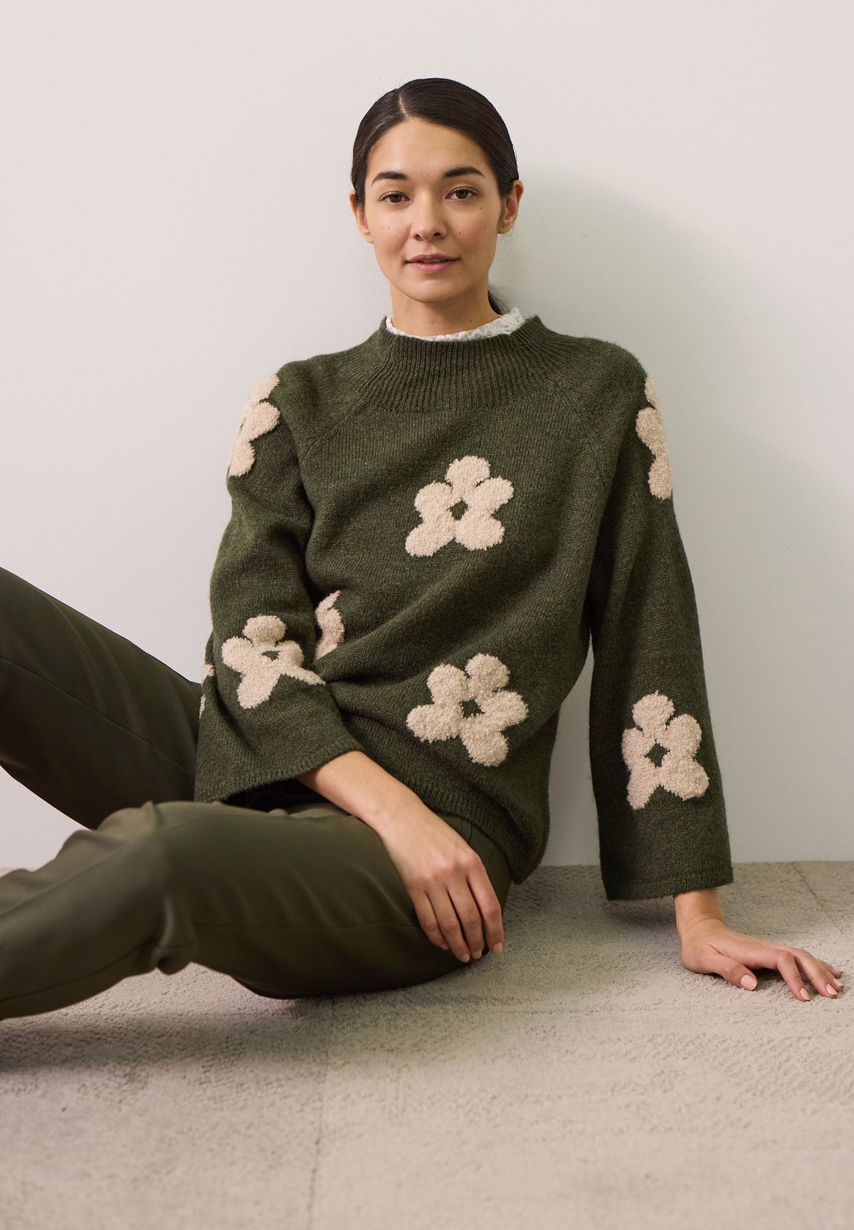 Pullover mit Blumen