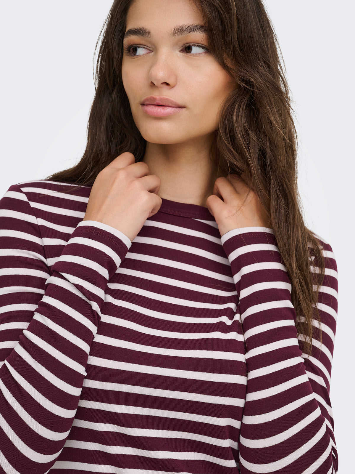 ONLEVIE L/S O-NECK STRIPE TOP JRS