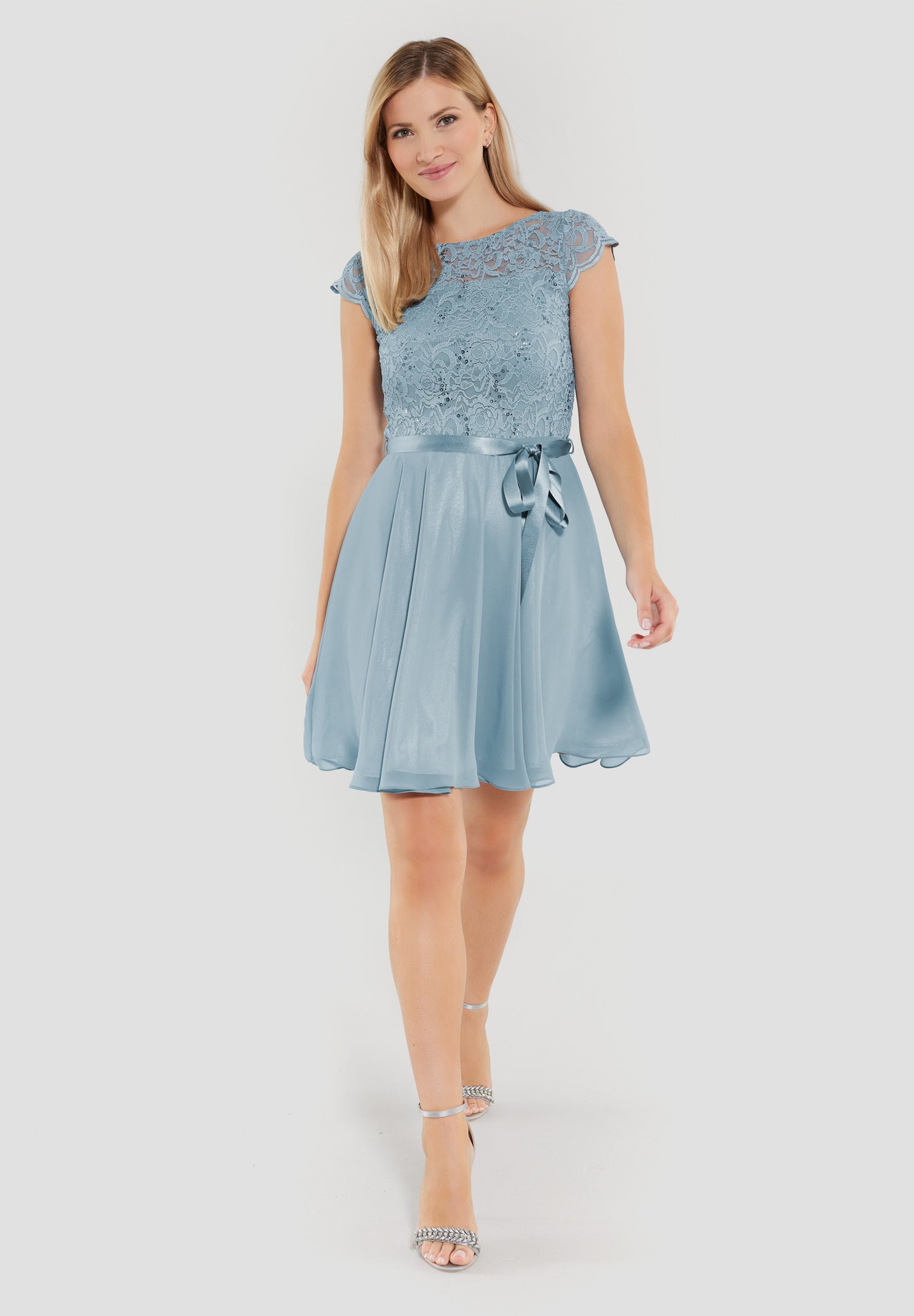 Cocktailkleid aus Spitze und  Chiffon