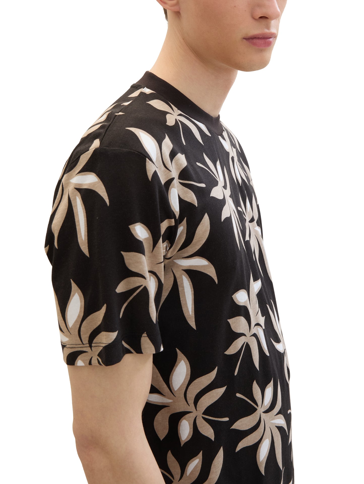 AOP t-shirt