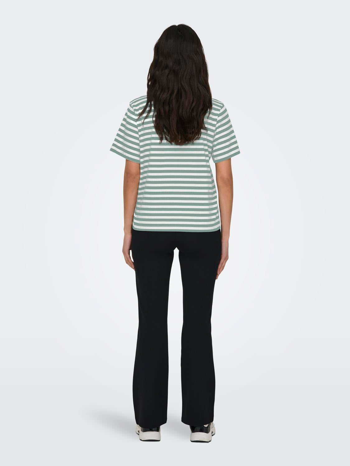 ONLLIVINA S/S STRIPE TEE JRS NOOS