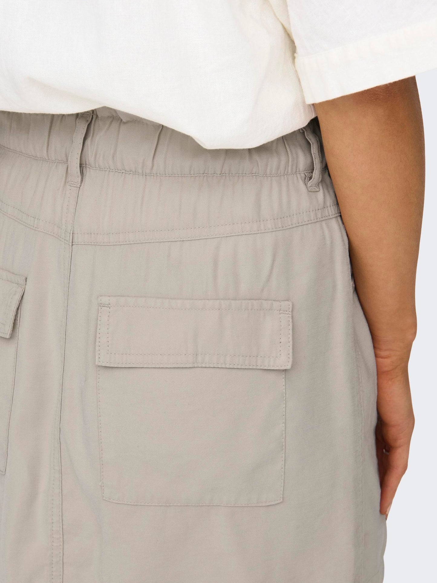 ONLOVA-ARIS LIFE HW CARGO SKIRT PNT