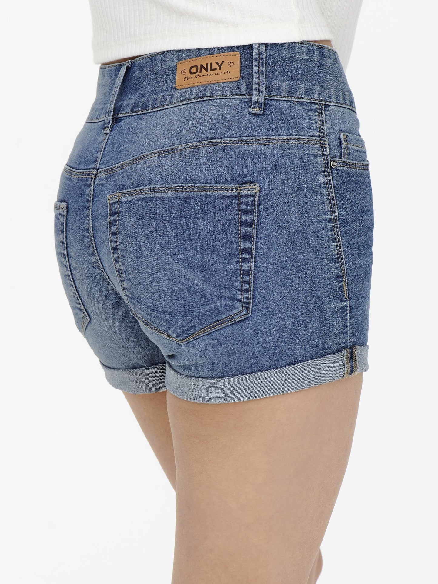 ONLCARMEN REG SHORTS WIDE WB DNM PIM