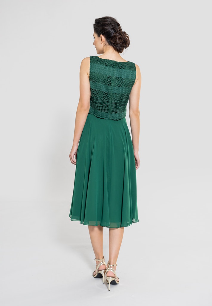Cocktailkleid aus Material-Mix