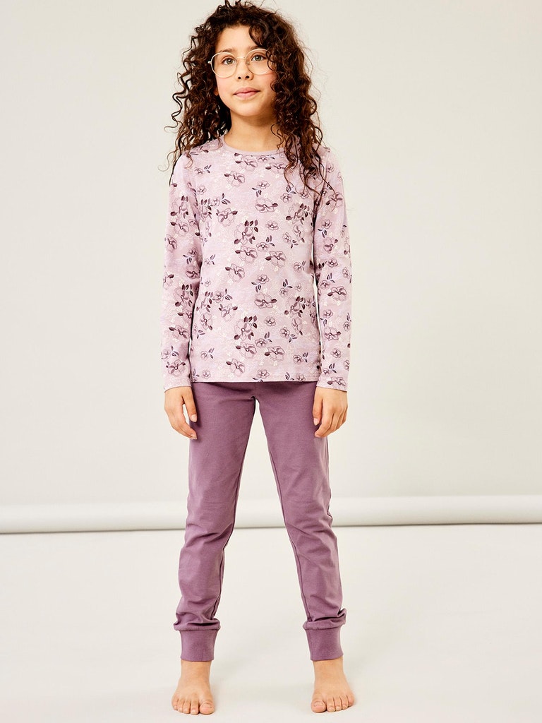 NKFNIGHTSET MAUVE SHADOWS FLOWER NOOS
