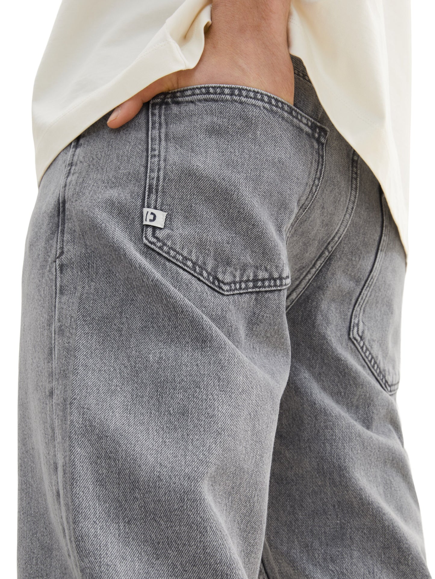 Loose Fit Jeans